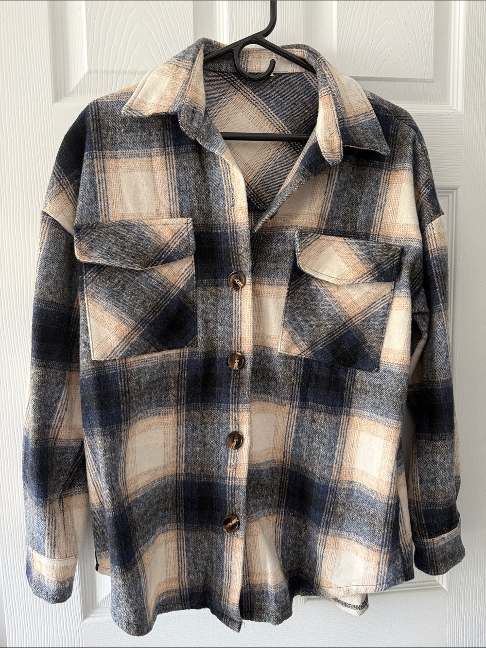 Women’s Plaid Button-Up Shacket in Cream and Blue